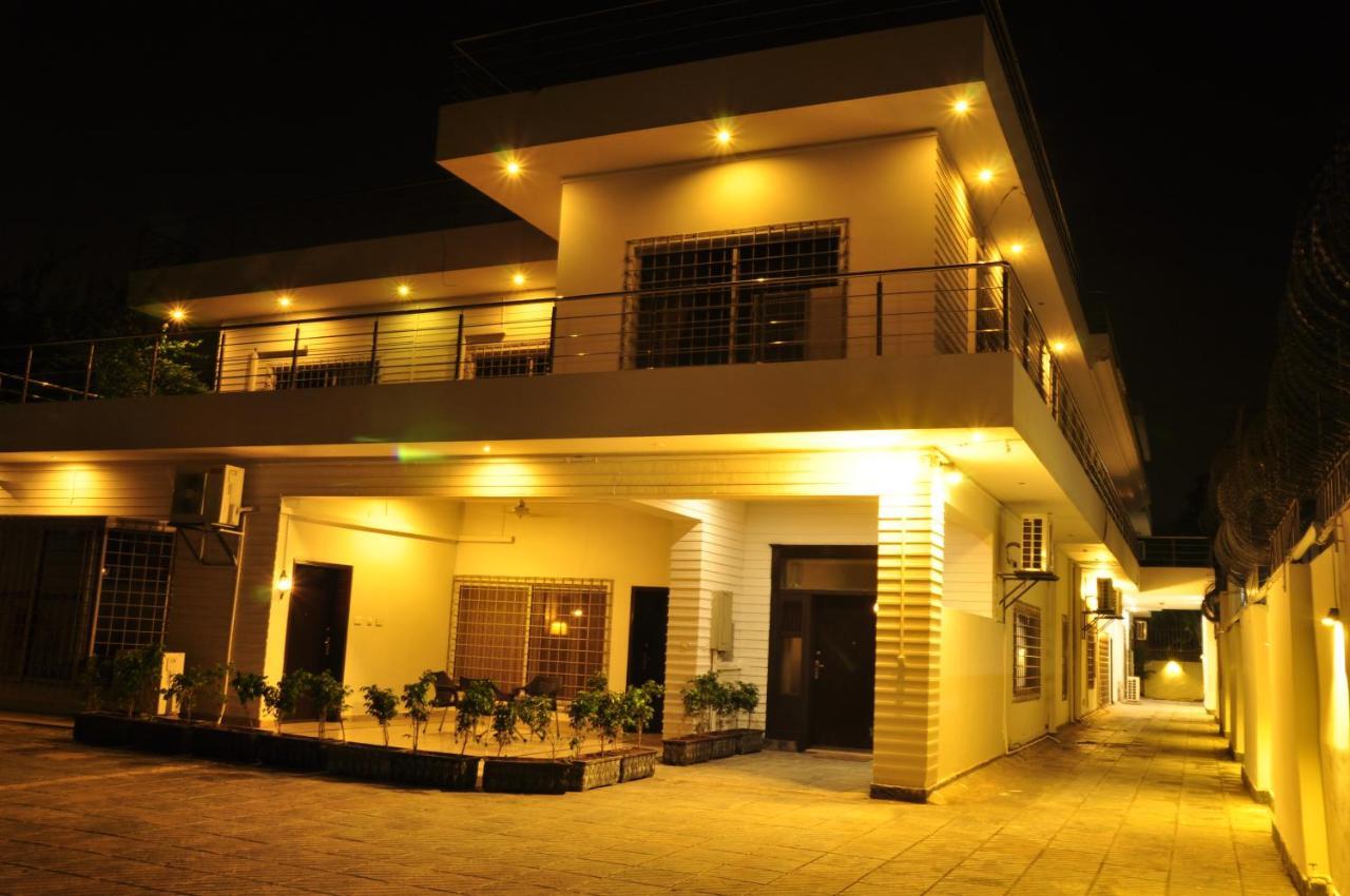 Reina Boutique Hotel - G6/3 Islamabad Zewnętrze zdjęcie